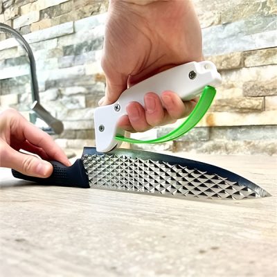 Univerzální ostřič pro zahradní nástroje a kuchyňské nože | SHARPNINJA